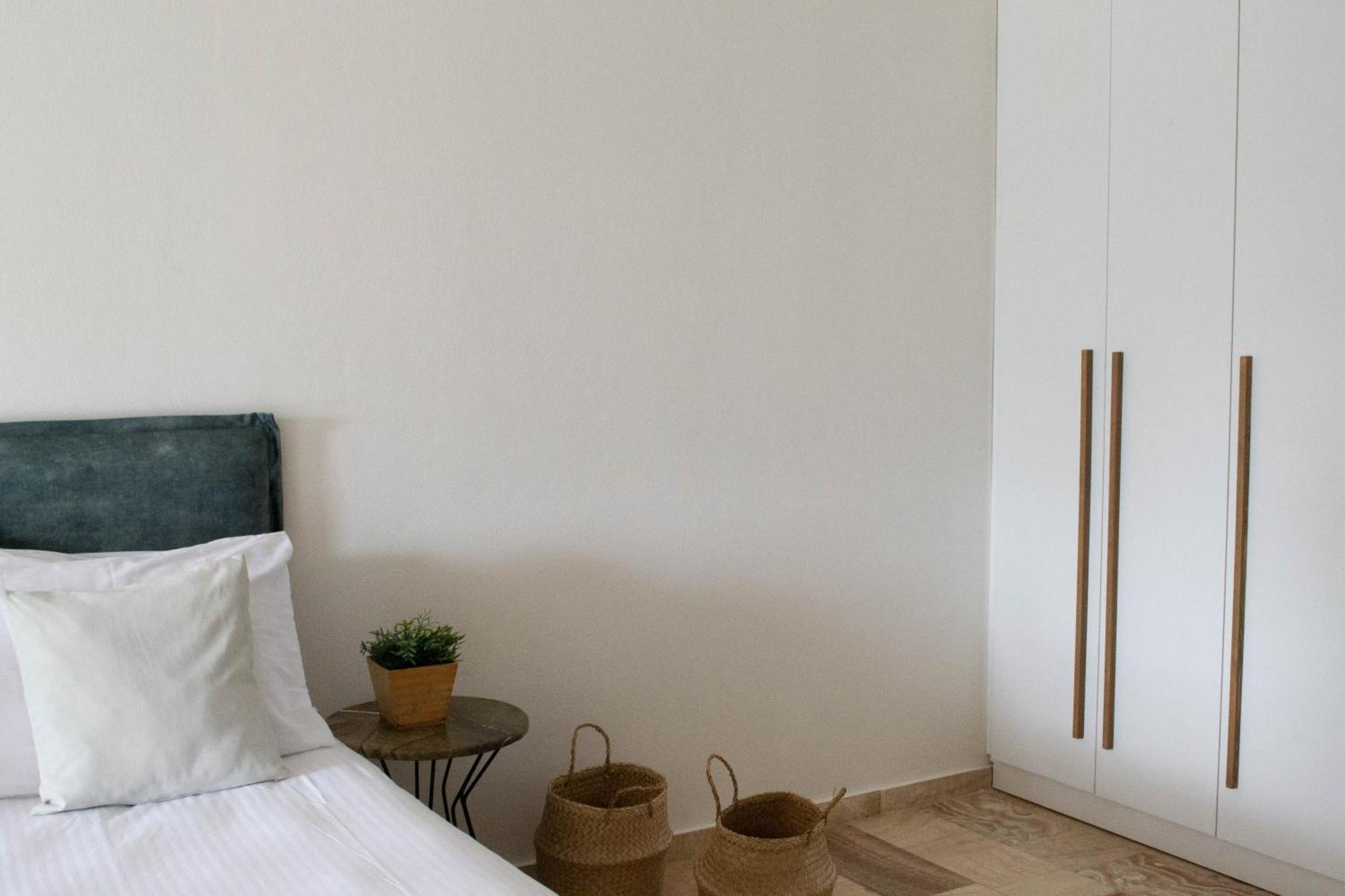 Oniropetra Luxury Suites Armakha Bagian luar foto